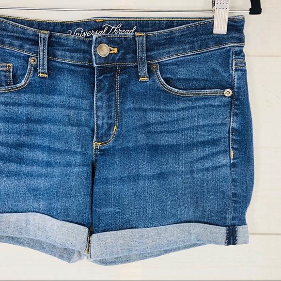 Universal Thread Rolled Cuff Jean Shorts Sz 2/26R - Picture 2 of 8